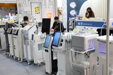 AEM text media - Beauty Tech